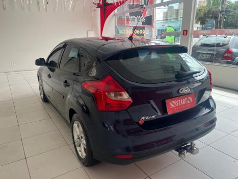 FORD Focus Hatch 1.6 16V 4P FLEX S, Foto 8