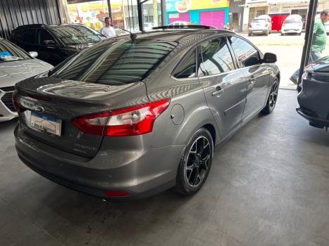 FORD Focus Sedan 2.0 16V 4P FLEX TITANIUM AUTOMTICO, Foto 6