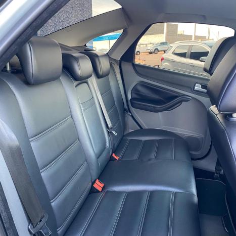 FORD Focus Sedan 2.0 16V 4P FLEX TITANIUM AUTOMTICO, Foto 9