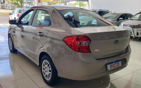 FORD Ka + Sedan 1.5 12V 4P TI-VCT SE FLEX, Foto 4