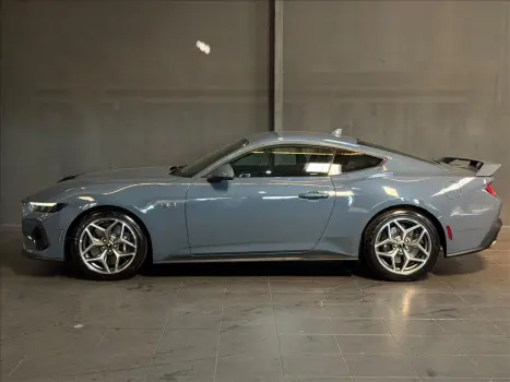 FORD Mustang 5.0 V8 32V COUP GT PERFORMANCE AUTOMTICO, Foto 3