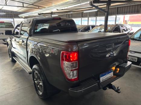 FORD Ranger 2.2 16V XLS DIESEL 4X4 CABINE DUPLA AUTOMTICO, Foto 2