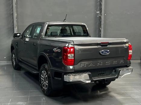 FORD Ranger 3.0 V6 24V 4X4 XLT TURBO DIESEL CABINE DUPLA AUTOMTICO, Foto 4