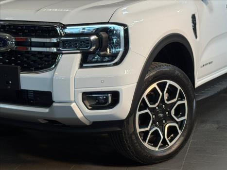 FORD Ranger 3.0 V6 4X4 LIMITED TURBO DIESEL CABINE DUPLA AUTOMTICO, Foto 4