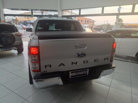 FORD Ranger 3.2 20V CABINE DUPLA 4X4 LIMITED PLUS TURBO DIESEL AUTOMTICO, Foto 4