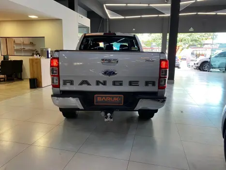 FORD Ranger 3.2 20V XLT 4X4 CABINE DUPLA TURBO DIESEL AUTOMTICO, Foto 12