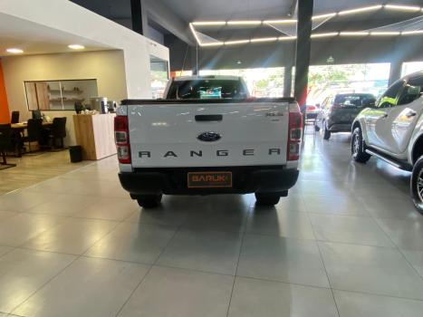 FORD Ranger 3.2 20V XLS 4X4 CABINE SIMPLES TURBO DIESEL, Foto 11