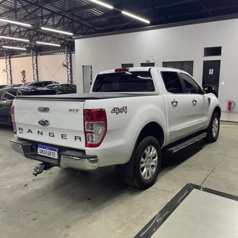 FORD Ranger 3.2 20V XLT 4X4 CABINE DUPLA TURBO DIESEL AUTOMTICO, Foto 5