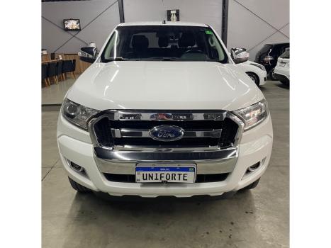 FORD Ranger 3.2 20V XLT 4X4 CABINE DUPLA TURBO DIESEL AUTOMTICO, Foto 2