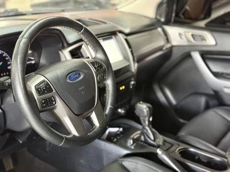 FORD Ranger 3.2 20V CABINE DUPLA 4X4 LIMITED TURBO DIESEL AUTOMTICO, Foto 14