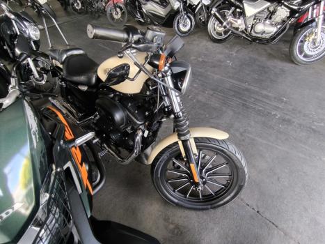 HARLEY DAVIDSON Sportster XL 883 CUSTOM, Foto 2