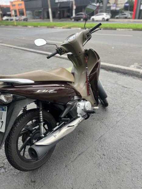 HONDA Biz 125 +, Foto 2