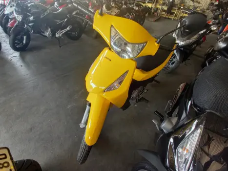 HONDA Biz 125 ES, Foto 2