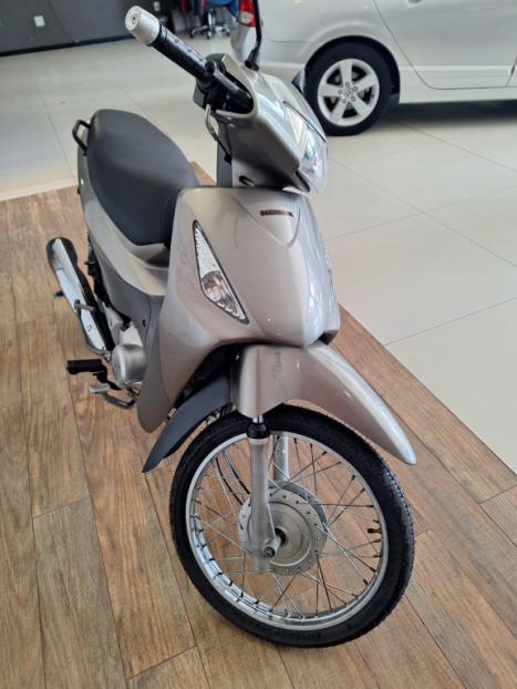 HONDA Biz 125 ES, Foto 2
