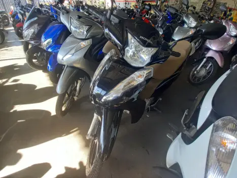 HONDA Biz 125 EX, Foto 2