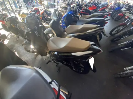 HONDA Biz 125 EX, Foto 5