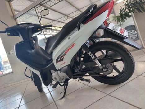 HONDA Biz 125 EX, Foto 9