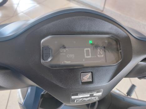 HONDA Biz 125 EX, Foto 6