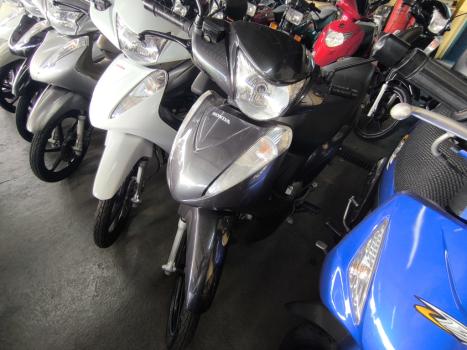 HONDA Biz 125 EX, Foto 2