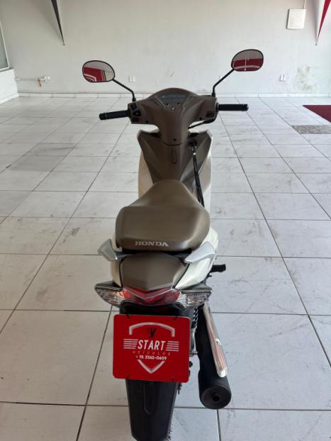 HONDA Biz 125 EX, Foto 4