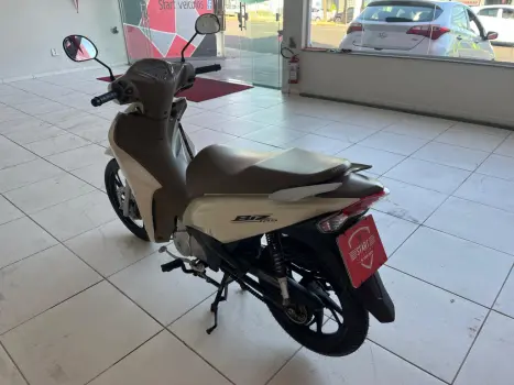 HONDA Biz 125 EX, Foto 5