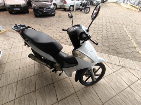 HONDA Biz 125 FLEX, Foto 2