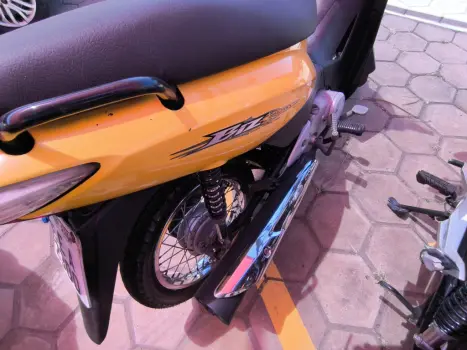 HONDA Biz 125 KS, Foto 4