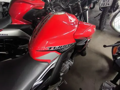 HONDA CB 250 F Twister FLEXONE, Foto 4