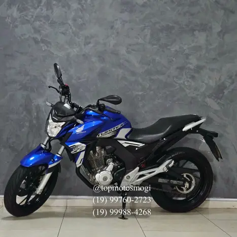 HONDA CB 250 F Twister , Foto 5