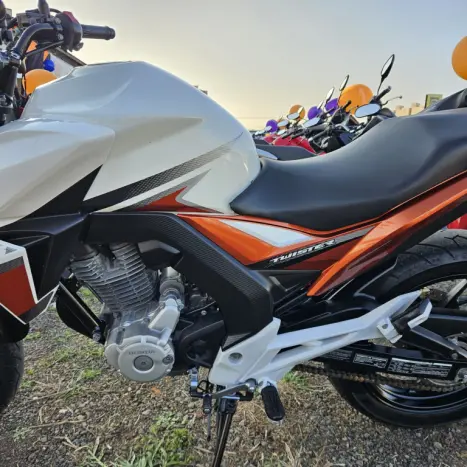 HONDA CB 250 F Twister FLEXONE, Foto 8