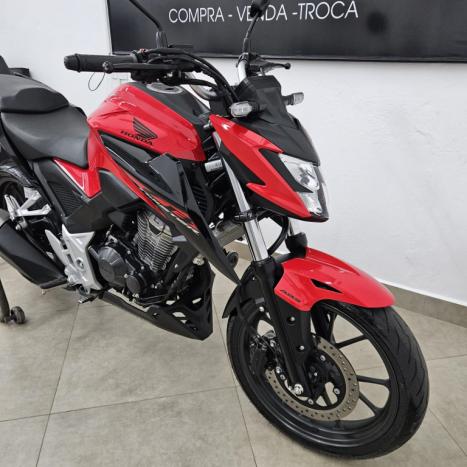 HONDA CB 300 F Twister FLEX ABS, Foto 2