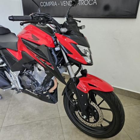 HONDA CB 300 F Twister FLEX ABS, Foto 2