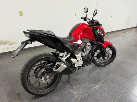 HONDA CB 300 F Twister FLEX ABS, Foto 5