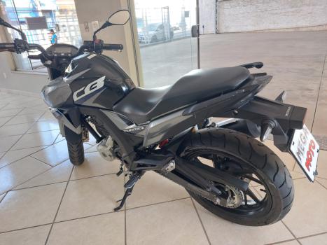 HONDA CBX Twister 250 , Foto 3