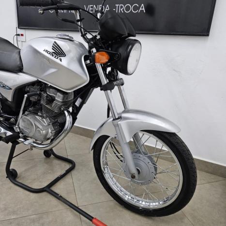 HONDA CG 150 TITAN KS, Foto 2