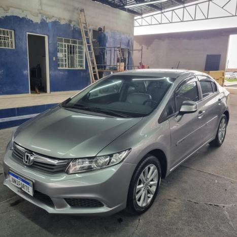 HONDA Civic 1.8 16V 4P FLEX LXS AUTOMTICO, Foto 1