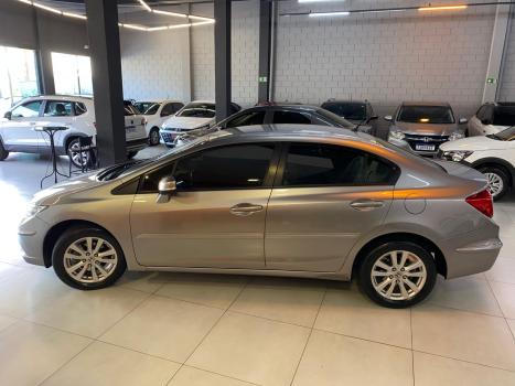 HONDA Civic 1.8 16V 4P FLEX LXS, Foto 4