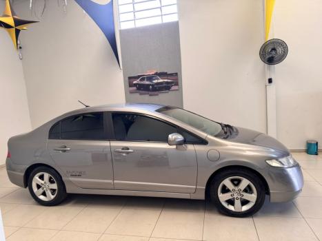 HONDA Civic 1.8 16V 4P FLEX LXS AUTOMTICO, Foto 2