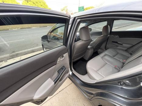 HONDA Civic 1.8 16V 4P FLEX LXS AUTOMTICO, Foto 13