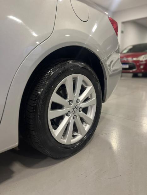 HONDA Civic 1.8 16V 4P FLEX LXS AUTOMTICO, Foto 17