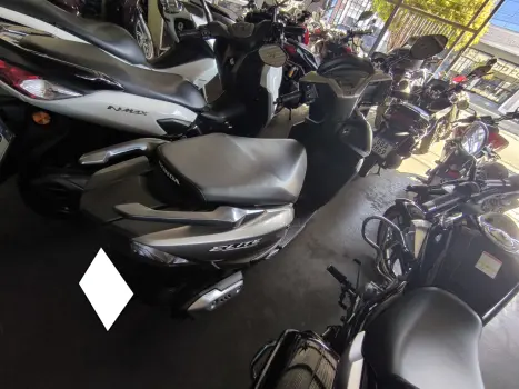 HONDA Elite 125 , Foto 4