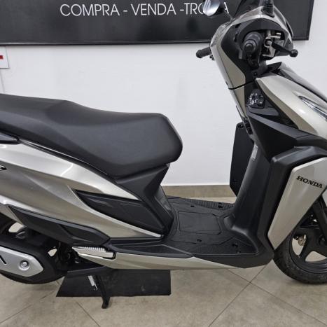 HONDA Elite 125 , Foto 3