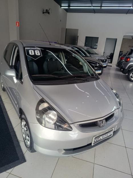 HONDA Fit 1.4 16V 4P LX, Foto 4