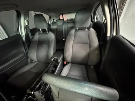 HONDA HR-V 1.8 16V 4P LX FLEX AUTOMTICO CVT, Foto 15