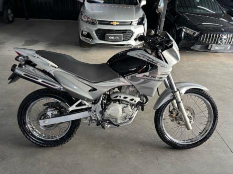 HONDA NX Falcon 400, Foto 2