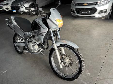 HONDA NX Falcon 400, Foto 6