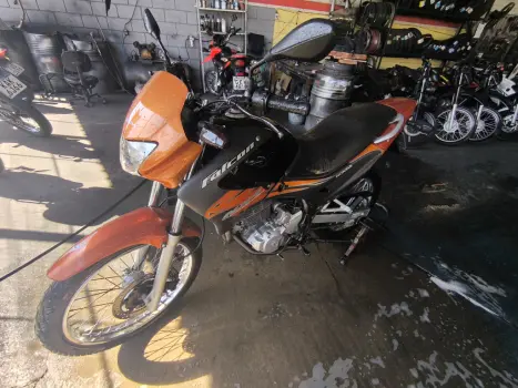 HONDA NX Falcon 400, Foto 2