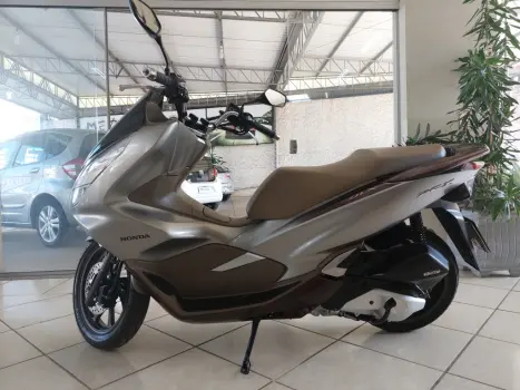 HONDA PCX 150 DLX, Foto 1