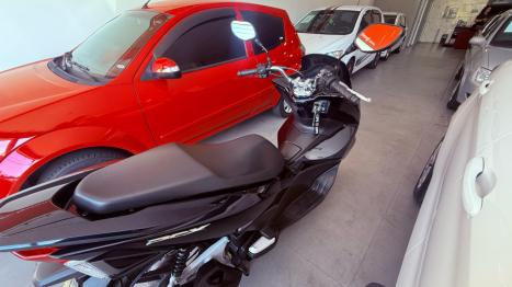 HONDA PCX 150 DLX, Foto 3