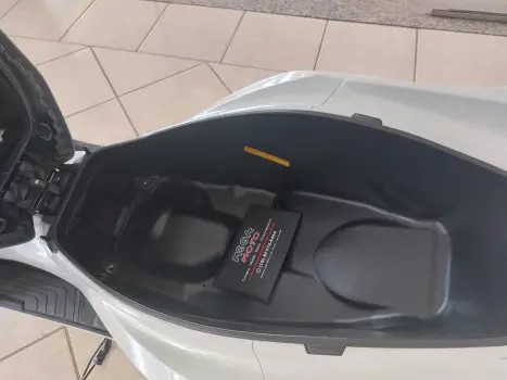 HONDA PCX 160 DLX ABS, Foto 9